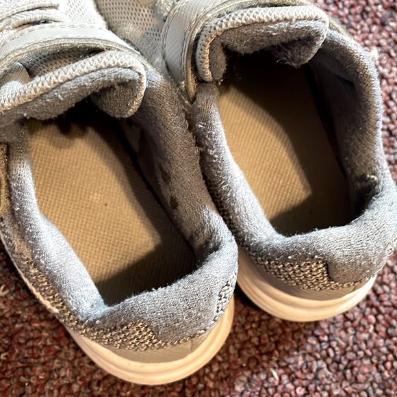 Kids Nike sneakers - Picture 6 of 7